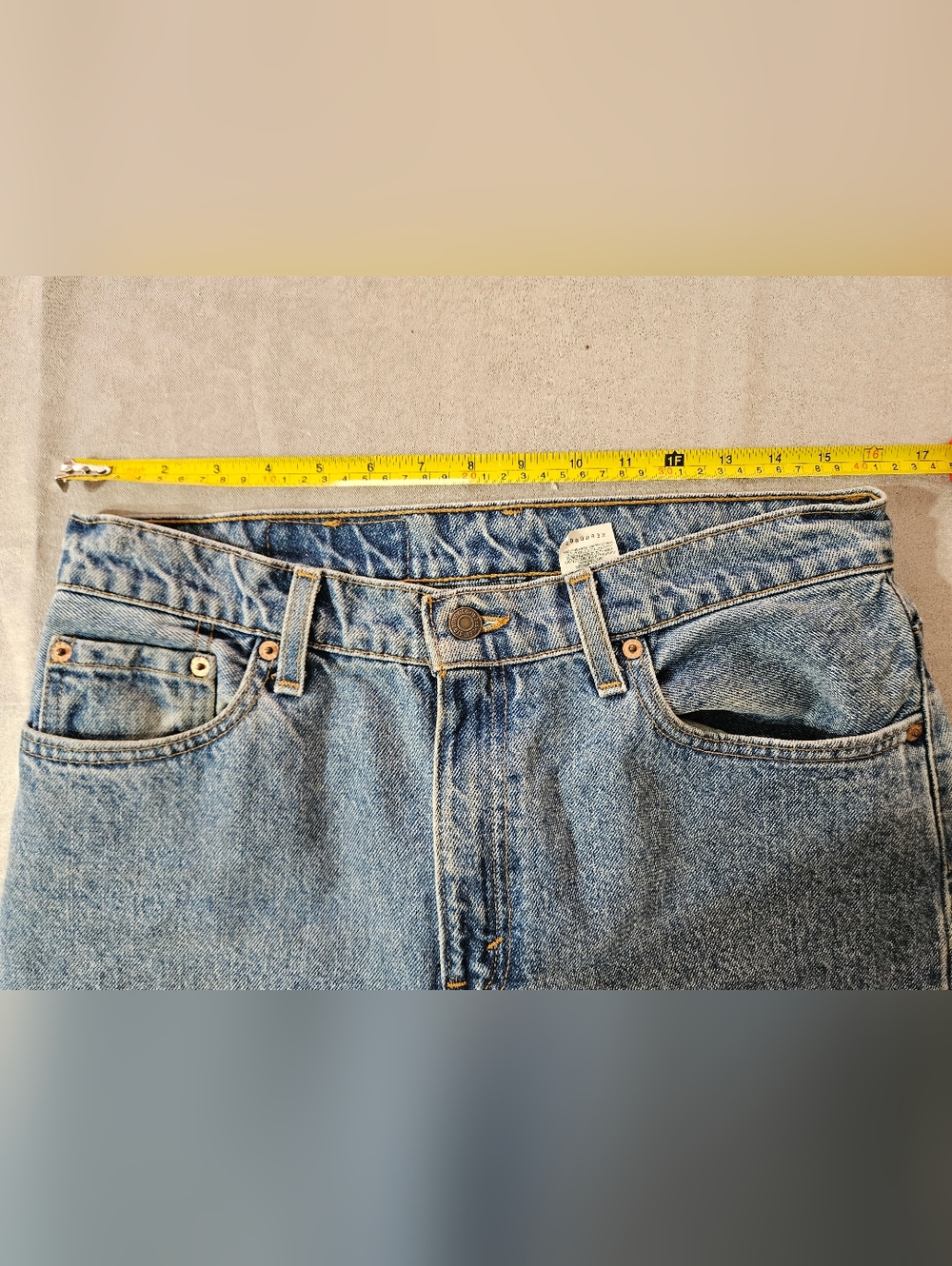 VTG 1996 Levi's 556 Guys Fit Straight Leg Jeans Size 10 - Picture 6 of 9